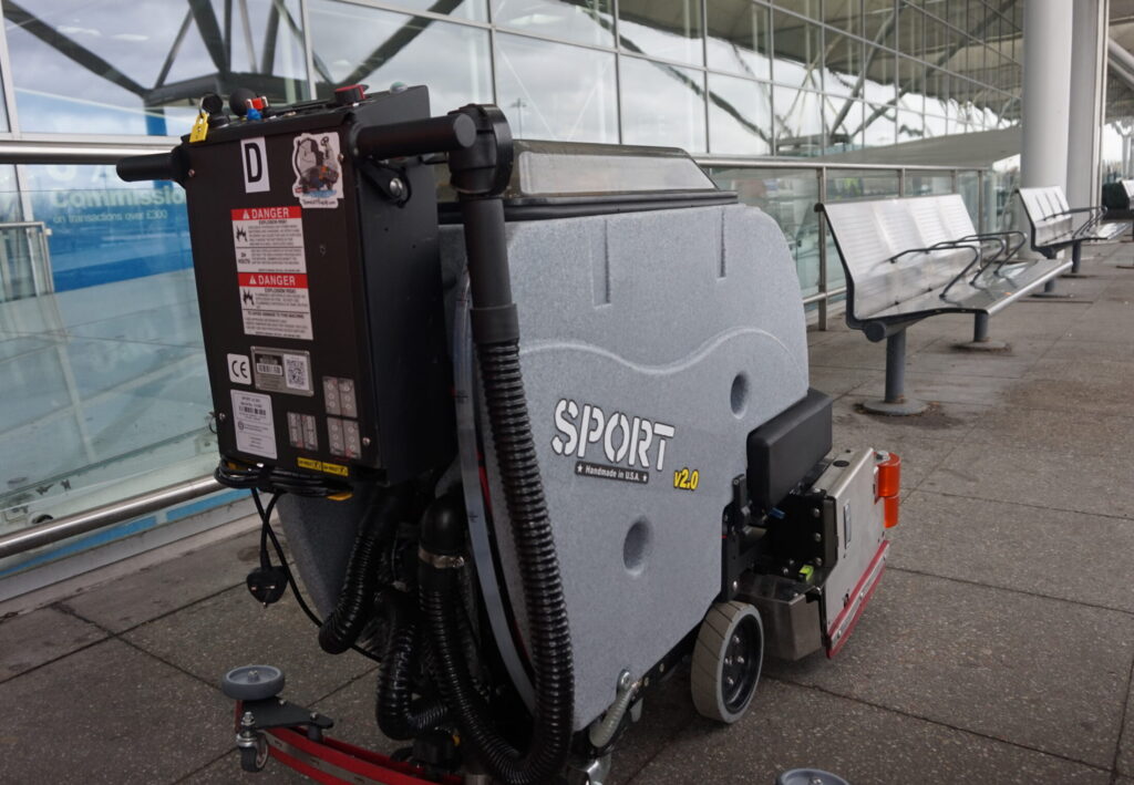 TomCat Scrubber Dryer